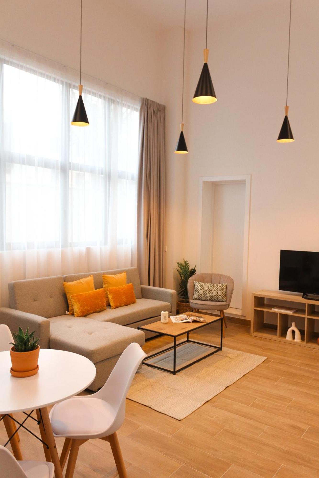 Monkeys Apartments Miraflores เซบีญา ภายนอก รูปภาพ