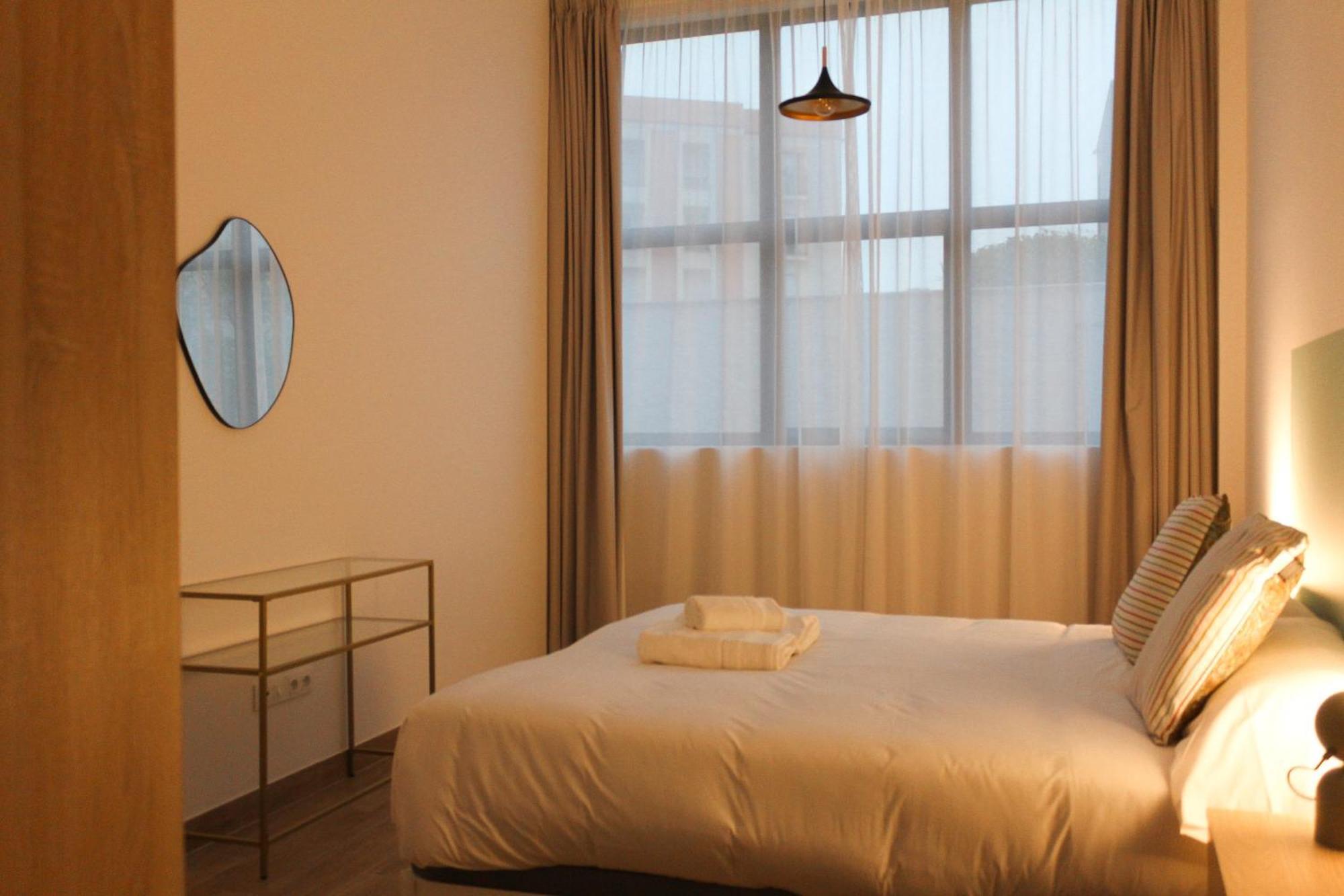 Monkeys Apartments Miraflores เซบีญา ภายนอก รูปภาพ